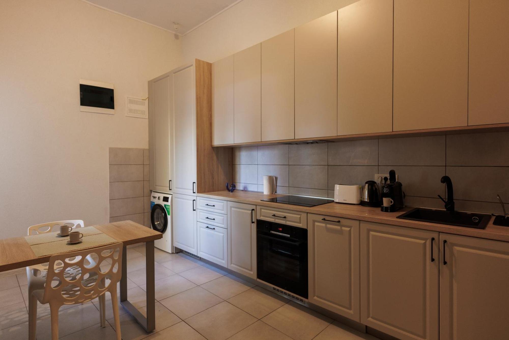 Victoriei Square Apartment Тимишоара Экстерьер фото